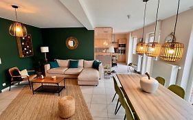 Appartement Proche Pairi Daiza 6Pers Terrasse Et Jardin